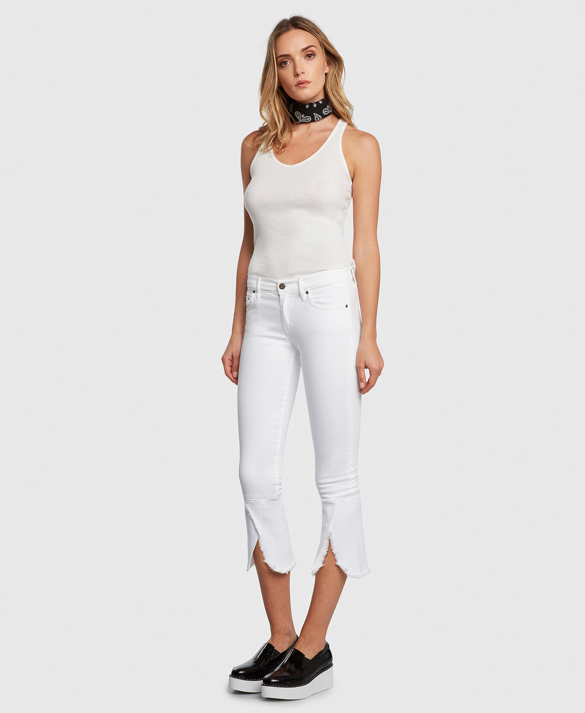 Principle FLIRT in Promise cropped jeans side
